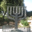 De grote Menorah voor de Knesset