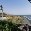 De oevers van het meer van Galilea bij Ein Gev.