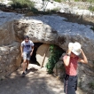 Er is ook een graf in Nazareth Village.