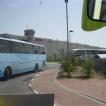 Op de achtergrond de muur die Bethlehem scheidt van Jeruzalem