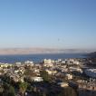 Vanuit de hotelkamer van het Prima Galil Hotel in Tiberias hebben verschillende reisgenoten een prachtig zicht op het meer van Galilea